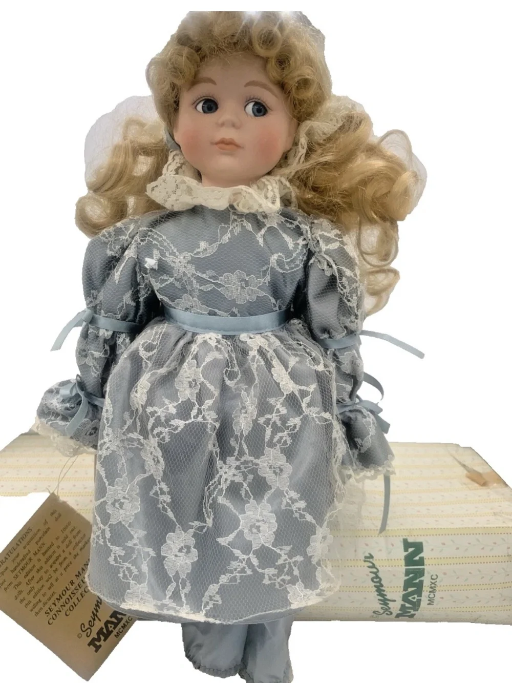 Seymour Mann Amanda Victorian Blue Lace Blond Hair Blue Eyes Porcelain Doll 16